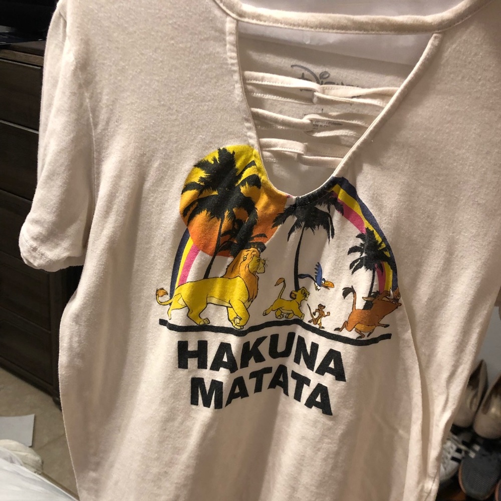 hakuna matata tee